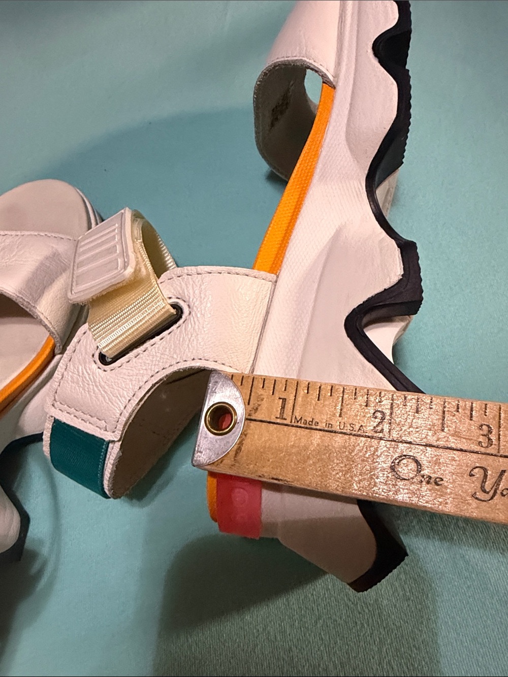 Sorel Kinetic Impact Y Strap Sandals - Picture 12 of 16